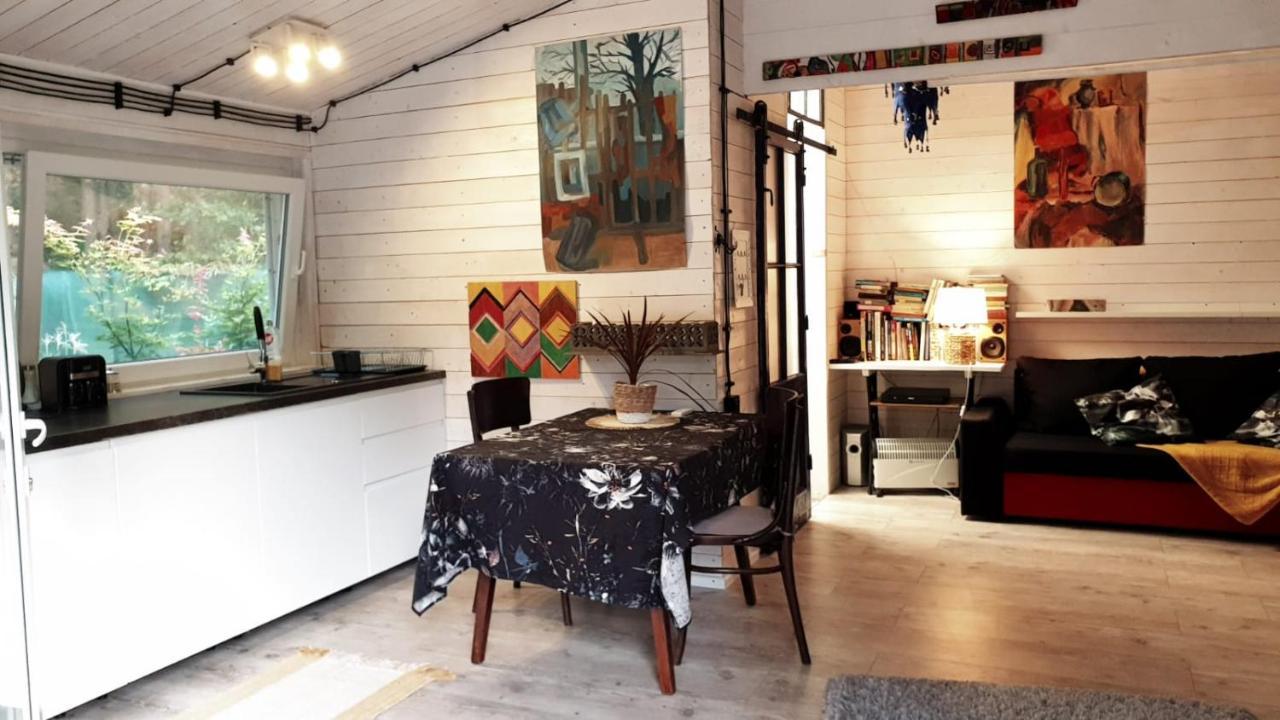 Domek Pod Trzema Kuropatwami Ily Kolo Urli Exterior foto